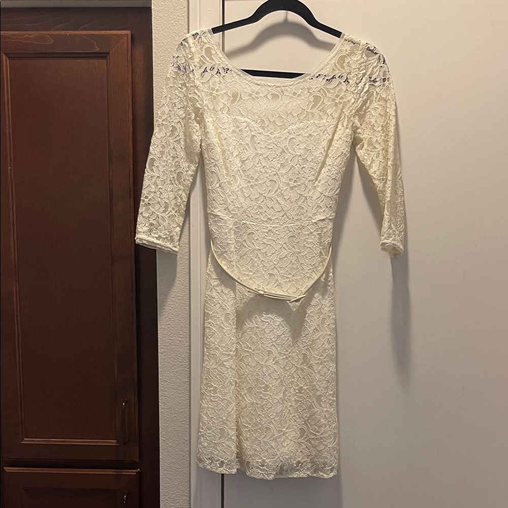 White House Black Market Cream Lace Long Sleeve Dress